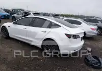 2021 Tesla Model 3 фото