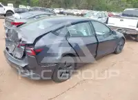 2021 Tesla Model 3 фото