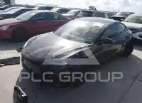 2021 Tesla Model 3 фото