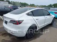 2021 Tesla Model 3 фото