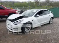 2021 Tesla Model 3 фото