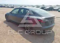 2021 Tesla Model 3 фото