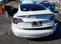 2021 Tesla Model 3 фото
