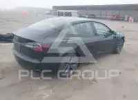 2021 Tesla Model 3 фото