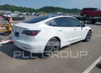 2021 Tesla Model 3 фото