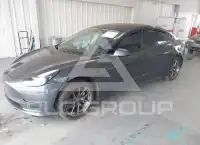 2021 Tesla Model 3 фото