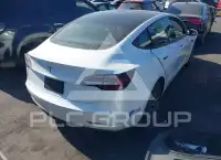 2021 Tesla Model 3 фото