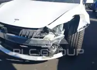 2021 Tesla Model 3 фото