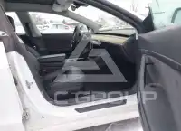 2021 Tesla Model 3 фото