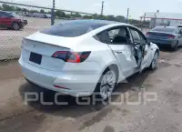 2021 Tesla Model 3 фото