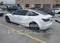 2021 Tesla Model 3 фото