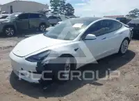 2021 Tesla Model 3 фото