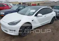 2021 Tesla Model 3 фото