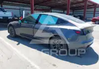 2021 Tesla Model 3 фото