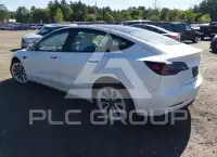 2021 Tesla Model 3 фото