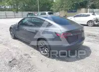 2021 Tesla Model 3 фото