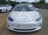 2021 Tesla Model 3 фото