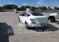 2021 Tesla Model 3 фото
