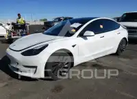 2021 Tesla Model 3 фото