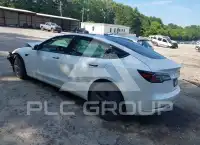 2021 Tesla Model 3 фото