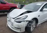 2021 Tesla Model 3 фото