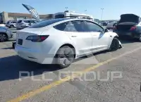 2021 Tesla Model 3 фото