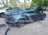 2021 Tesla Model 3 фото