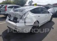 2021 Tesla Model 3 фото