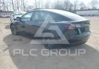 2021 Tesla Model 3 фото