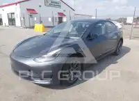 2021 Tesla Model 3 фото