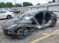 2021 Tesla Model 3 фото