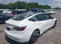2021 Tesla Model 3 фото