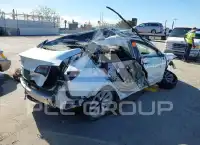 2021 Tesla Model 3 фото