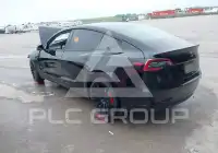 2021 Tesla Model 3 фото