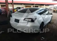 2021 Tesla Model 3 фото