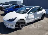 2021 Tesla Model 3 фото