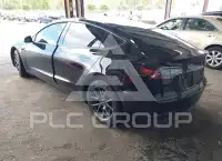 2021 Tesla Model 3 фото