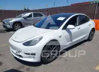 2021 Tesla Model 3 фото