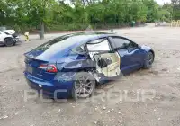 2021 Tesla Model 3 фото