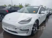 2021 Tesla Model 3 photo