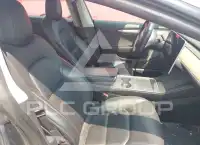 2021 Tesla Model 3 фото