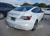 2021 Tesla Model 3 photo