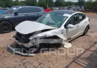 2021 Tesla Model 3 фото