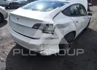2021 Tesla Model 3 фото