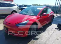 2021 Tesla Model 3 фото
