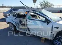 2021 Tesla Model 3 фото