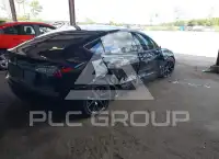 2021 Tesla Model 3 фото