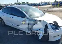 2021 Tesla Model 3 фото