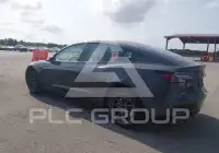 2021 Tesla Model 3 фото