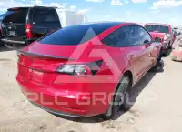 2021 Tesla Model 3 фото